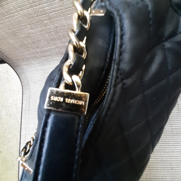 Michael kors shain sholdbags - Picture 10 of 16